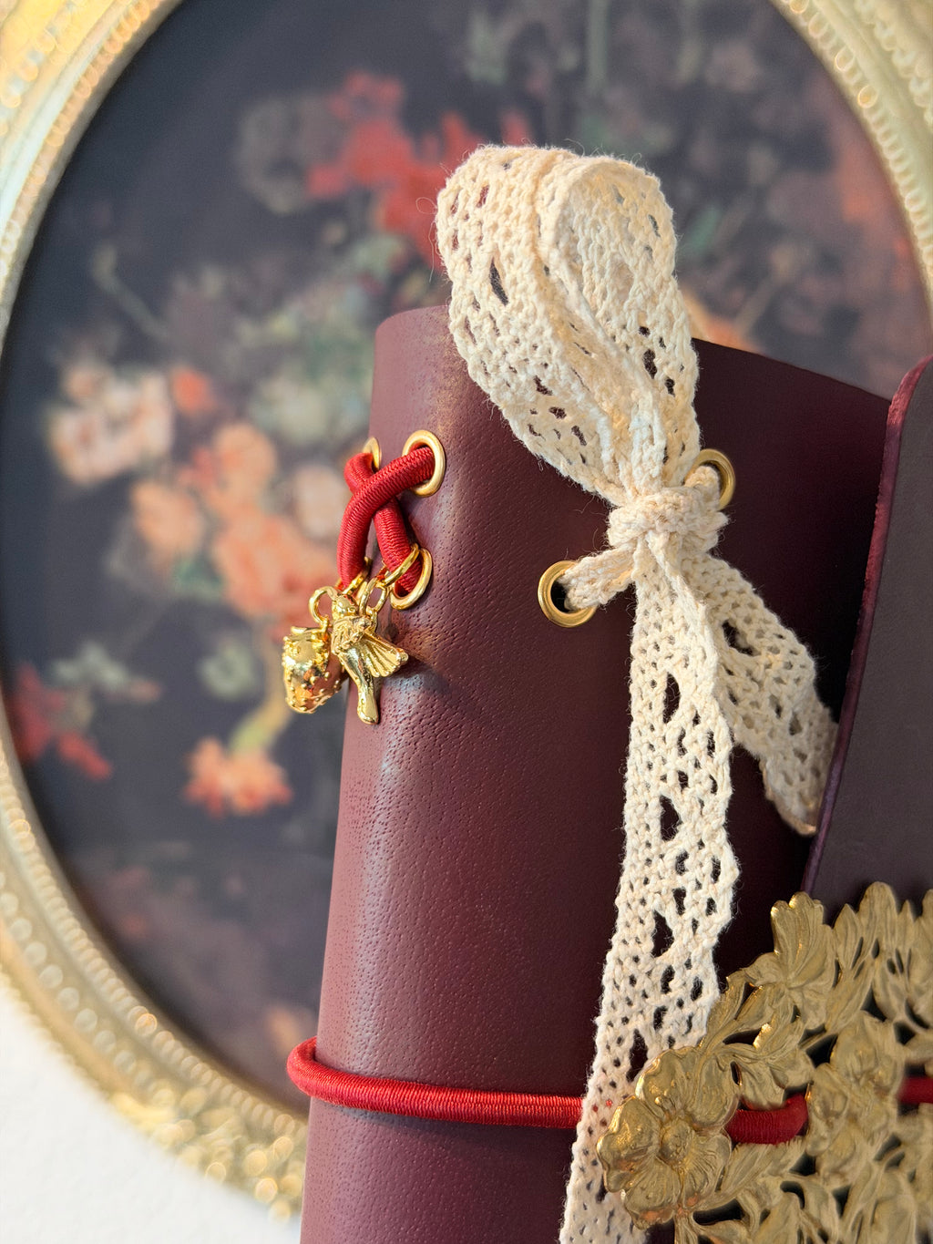 Three Roses ✦ A6 Trifold Corset