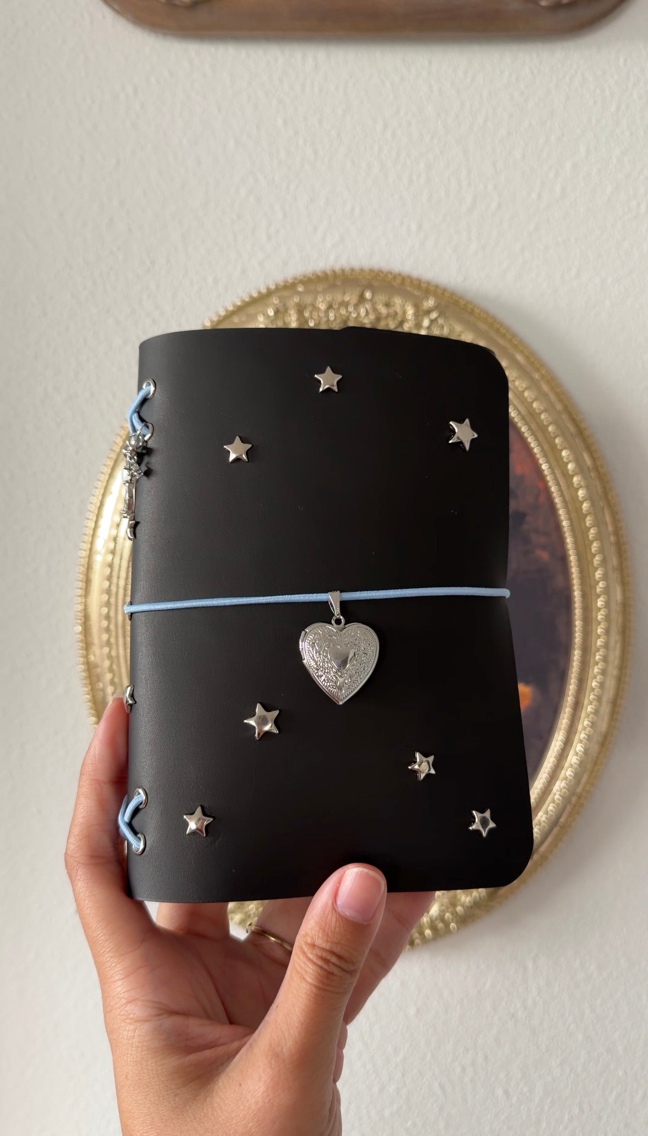 Silver Heart Locket ✦ A6 Trifold Star