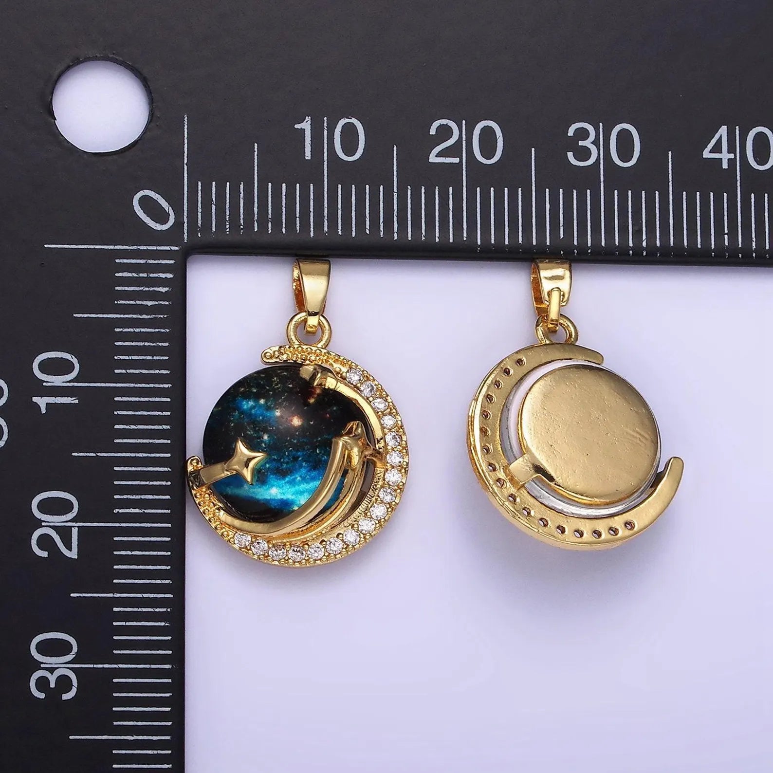 Large Shooting Star Charm